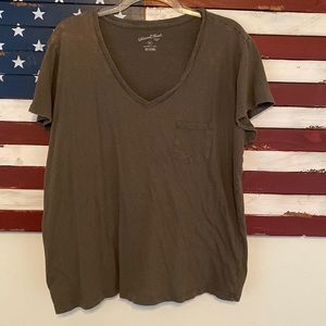 Universal Thread Womens Scoop V neck